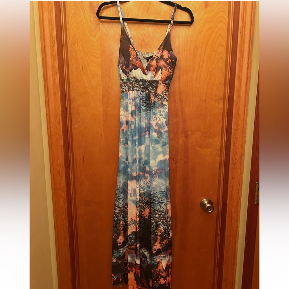 Women's Blue Print Maxi Dress - Sleeveless V-Neck